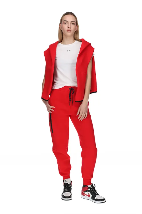 <center><big><b>Nike</center></big></b>