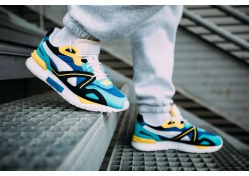LIVING A MIRAGE WEARING A PUMA MIRAGE MOX
