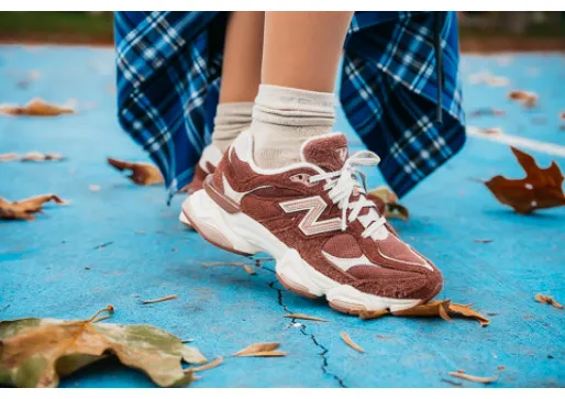Autumn Must-Have: New Balance 9060