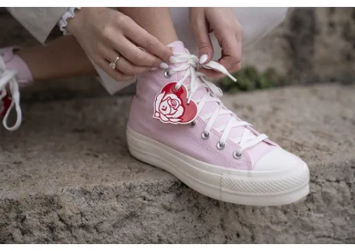 Unesi Moderni Twist u Svoj Look s Chuck Taylor All Star Lift
