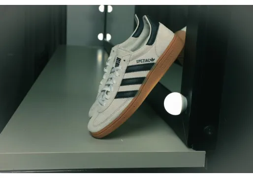 No matter where the day takes me, I’m always ready — adidas Handball Spezial