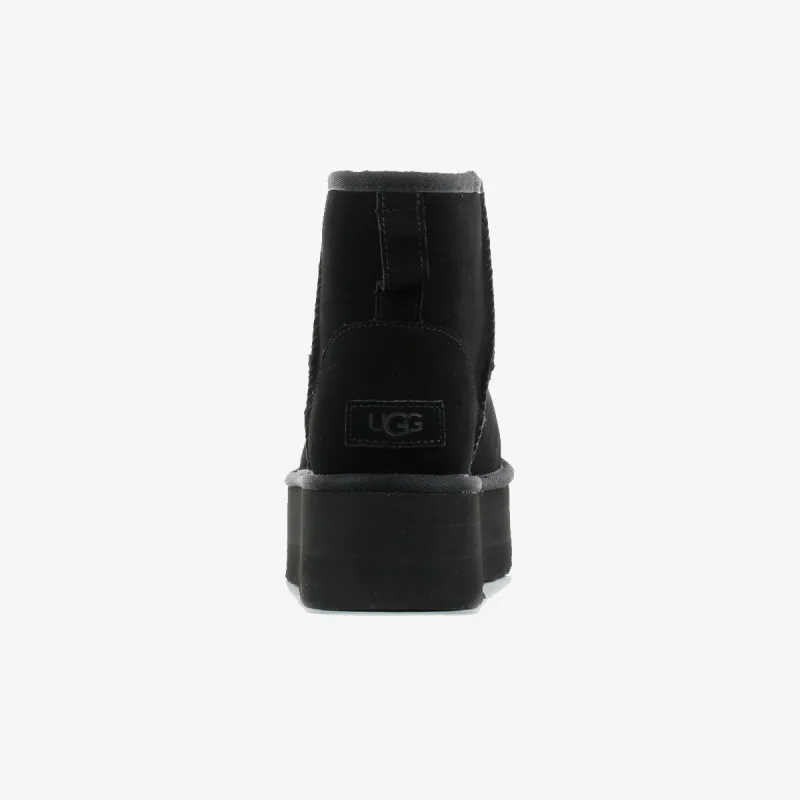 UGG Čizme W CLASSIC MINI PLATFORM BLK 06
