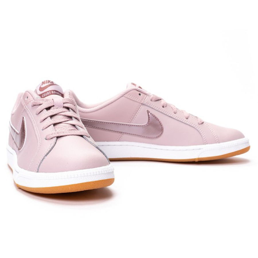 patike wmns nike court royale ac