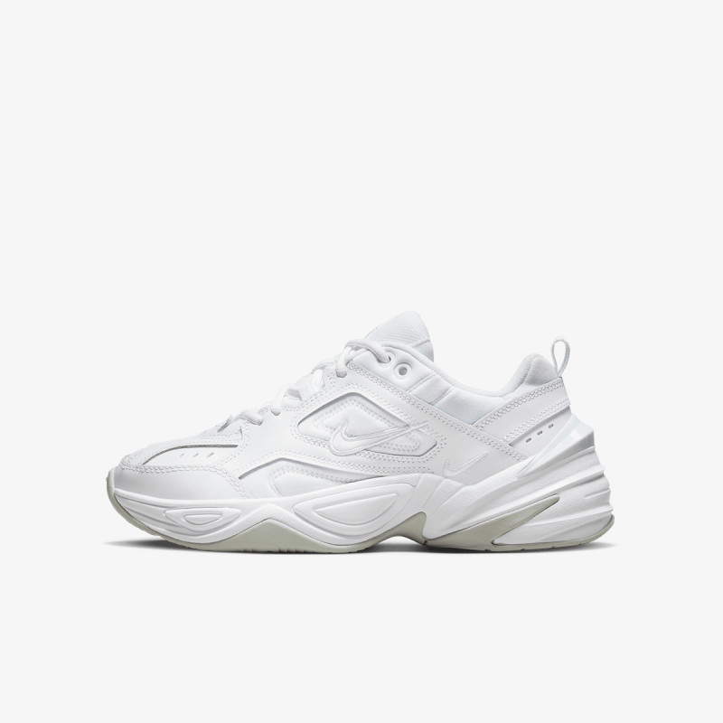 buzz nike tekno