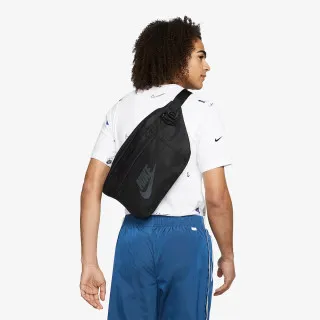Nike Torbica NK TECH HIP PACK 