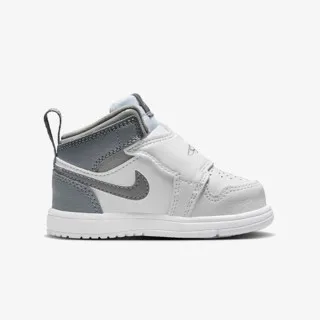 Nike Patike Sky Jordan 1 