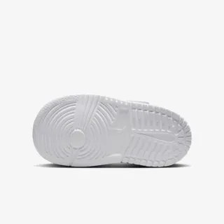 Nike Patike Sky Jordan 1 
