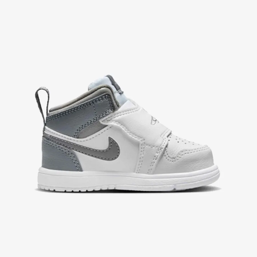 Nike Patike Sky Jordan 1 