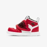 Nike Patike Sky Jordan 1 