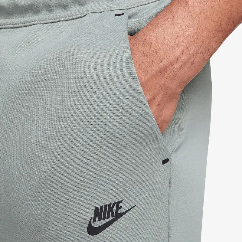 NIKE Donji dio trenerke Sportswear Tech 