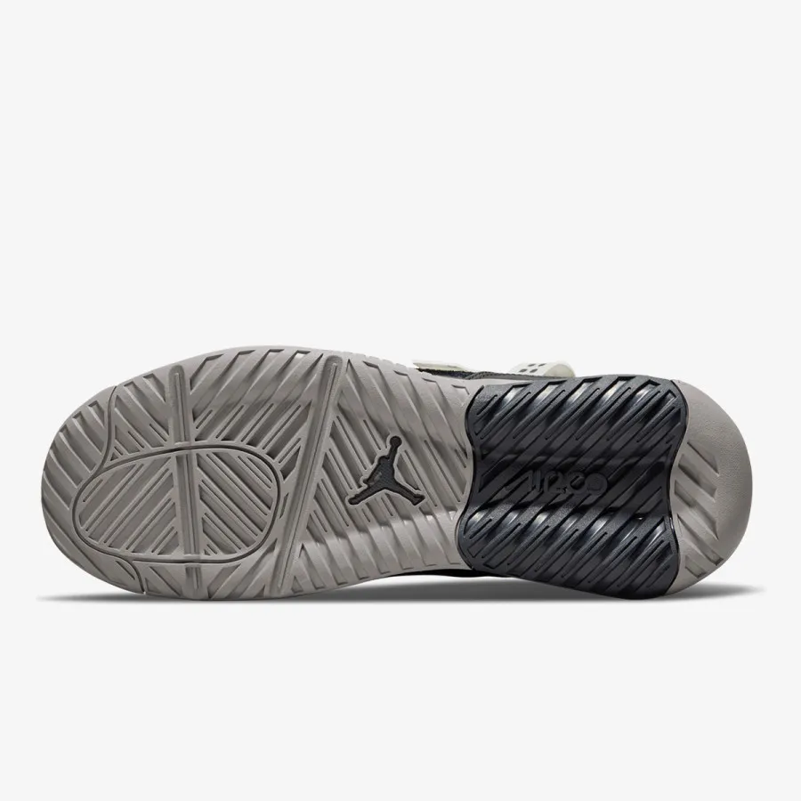 NIKE Patike MA2 