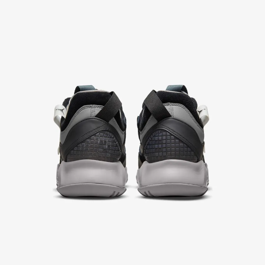 NIKE Patike MA2 