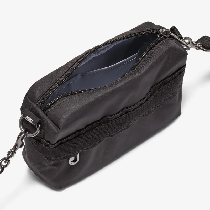 Nike Torbica Sportswear Futura Luxe 