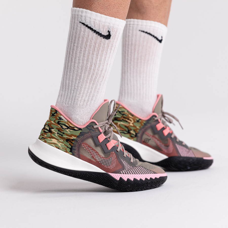 Nike patike on sale kyrie flytrap