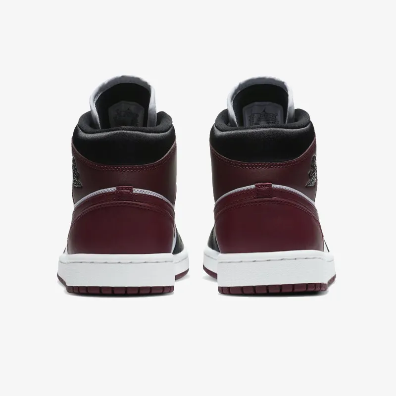 Nike Patike WMNS AIR JORDAN 1 MID SE 