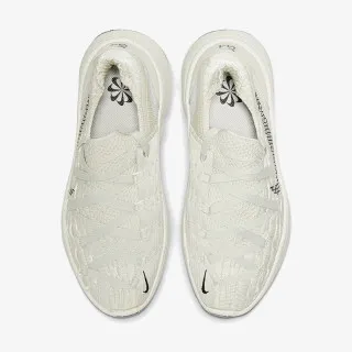 Nike Patike Space Hippie 04 