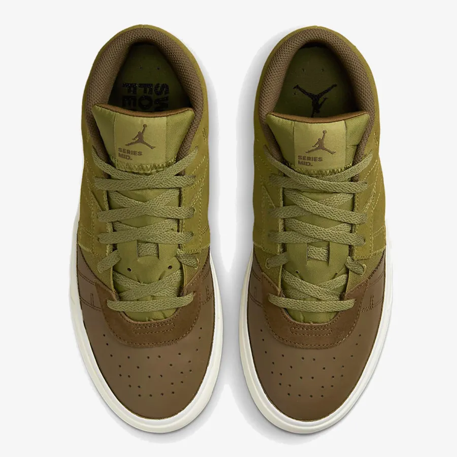 Nike Patike Jordan Series Mid 