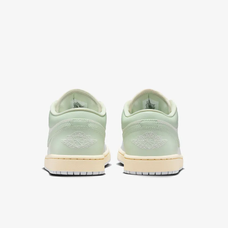 Nike Patike WMNS AIR JORDAN 1 LOW 