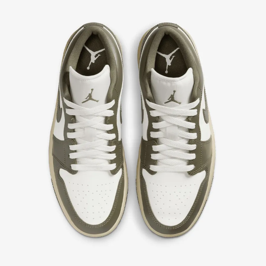 Nike Patike WMNS AIR JORDAN 1 LOW 