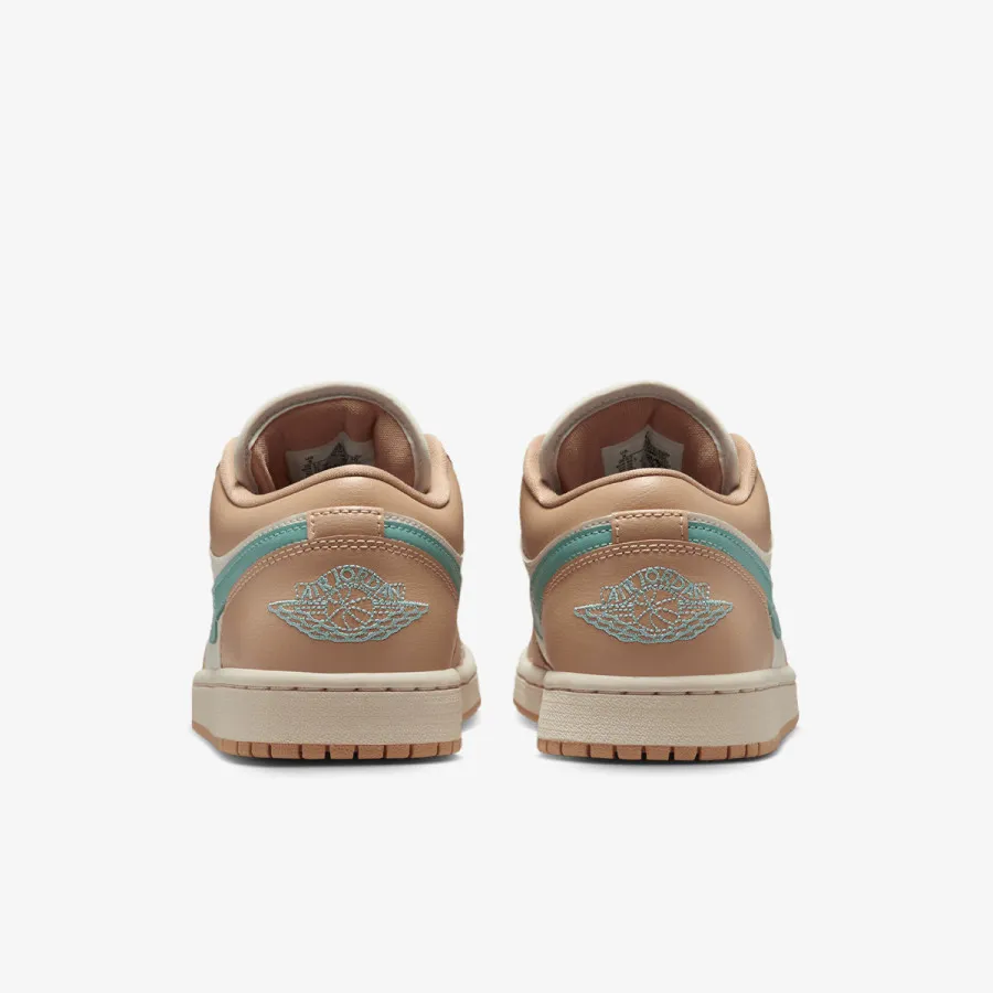Nike Patike WMNS AIR JORDAN 1 LOW 
