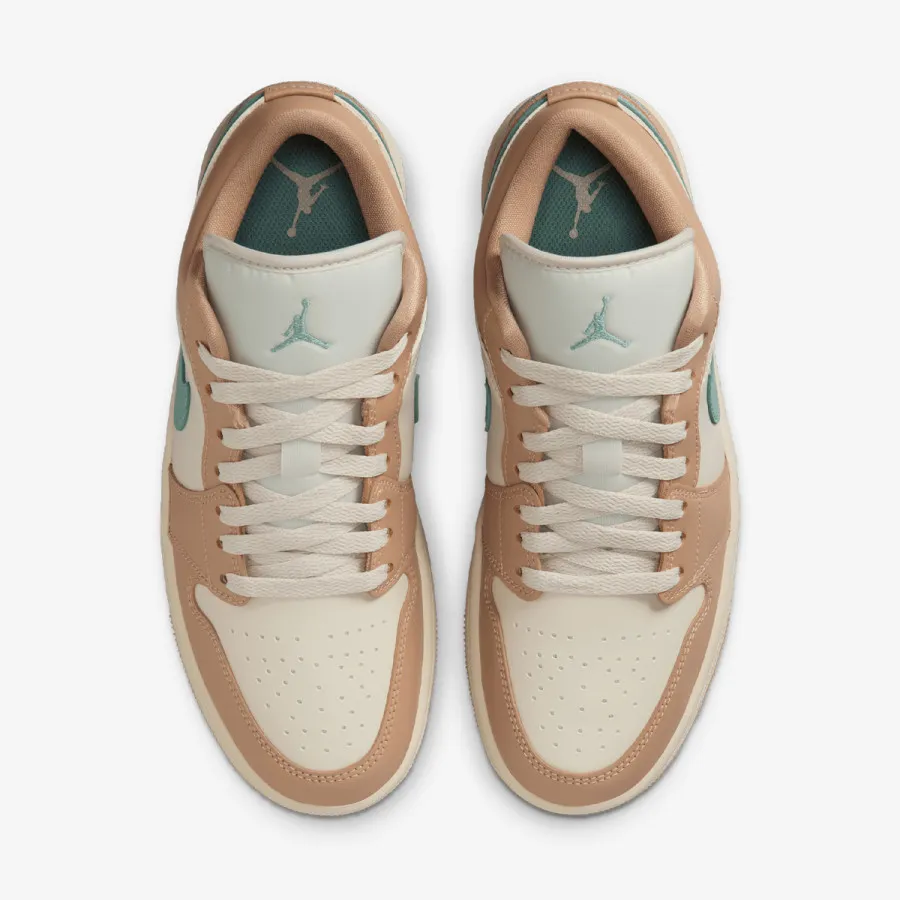 Nike Patike WMNS AIR JORDAN 1 LOW 
