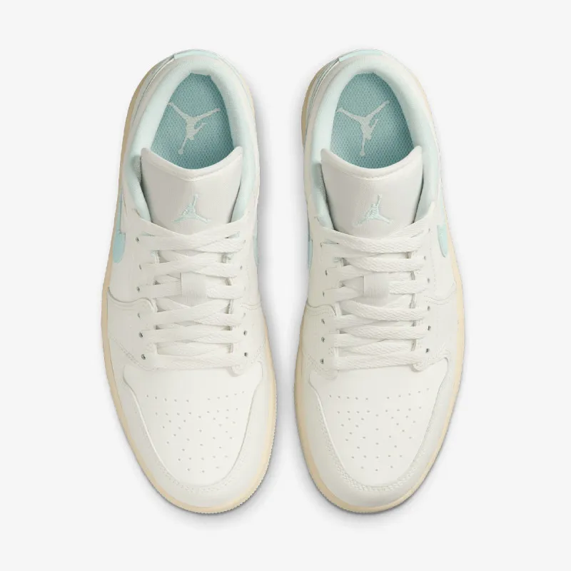 Nike Patike WMNS AIR JORDAN 1 LOW 