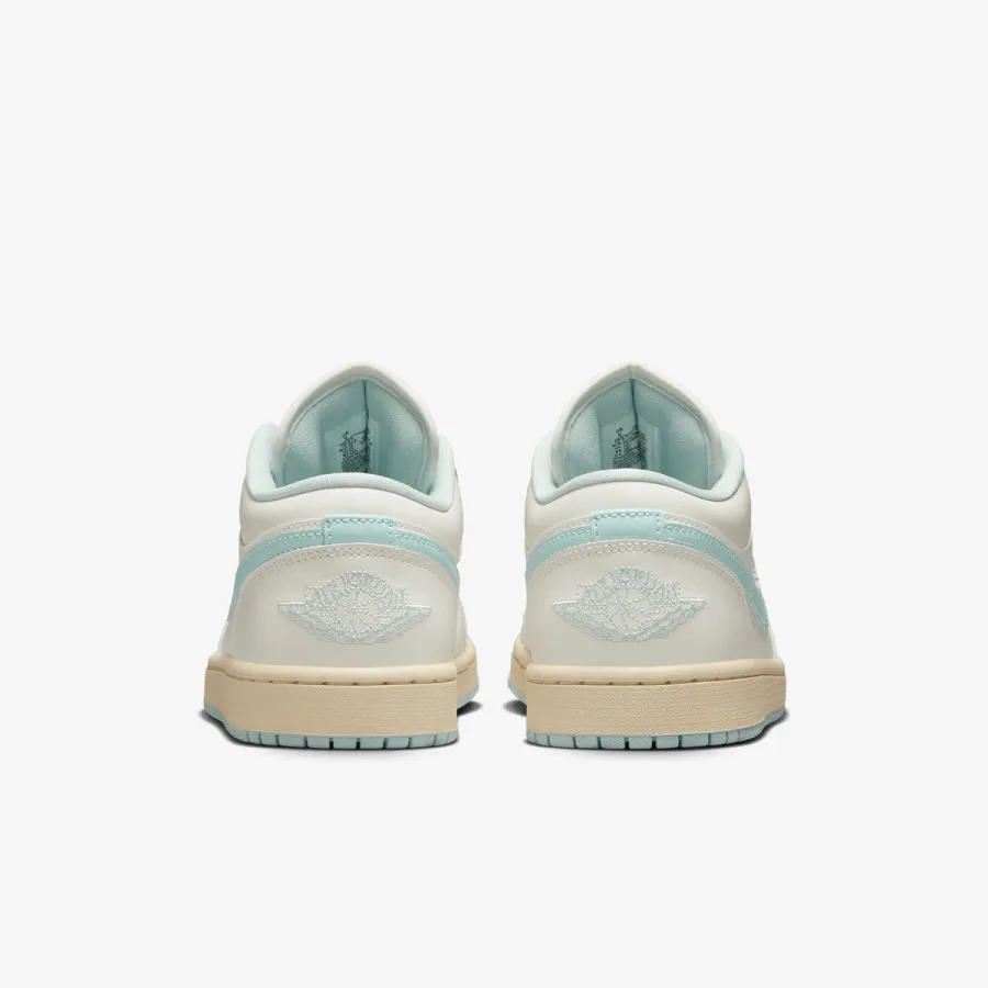 Nike Patike WMNS AIR JORDAN 1 LOW 
