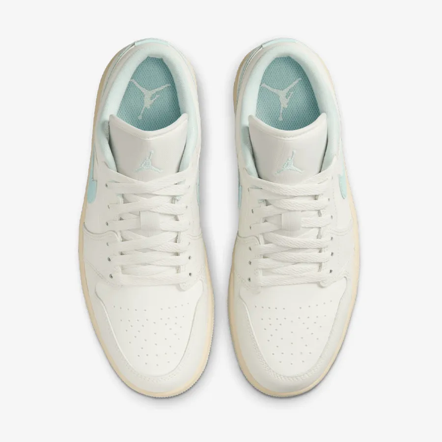 Nike Patike WMNS AIR JORDAN 1 LOW 