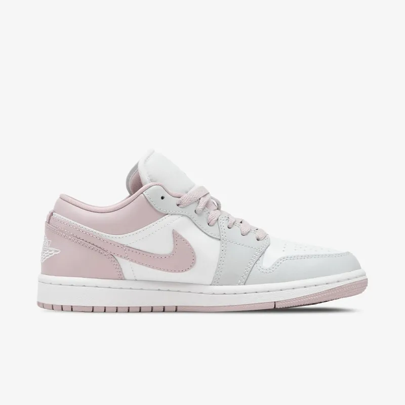 Nike Patike WMNS AIR JORDAN 1 LOW 