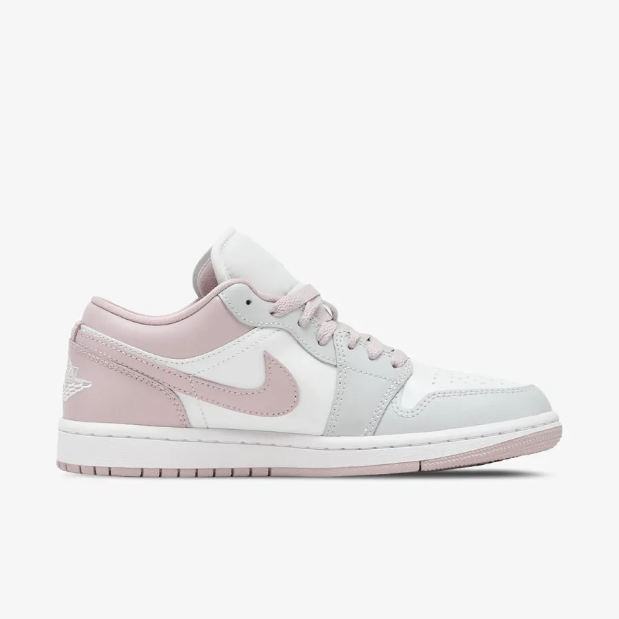 Nike Patike WMNS AIR JORDAN 1 LOW 