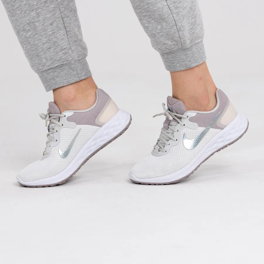 Nike Patike W NIKE REVOLUTION 6 NN PRM 