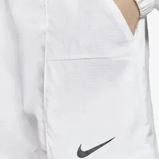 Nike Šorc W NSW SWSH SHORT WVN NFS 