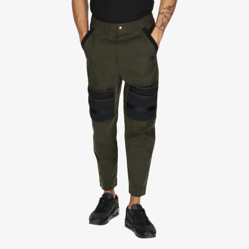 Nike Donji dio trenerke Sportswear City Made Pants 