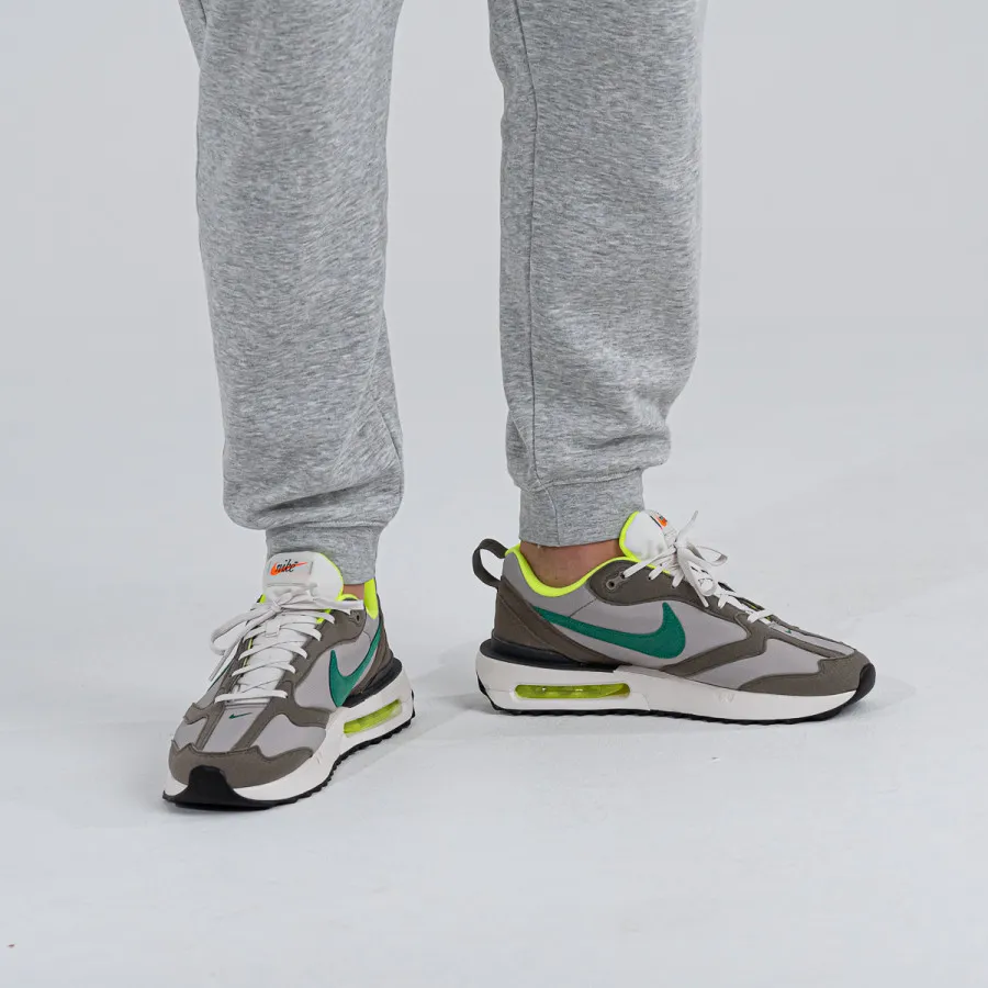 Nike Patike Air Max Dawn 