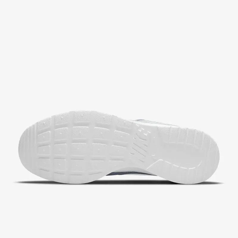 Nike Patike WMNS NIKE TANJUN NN 