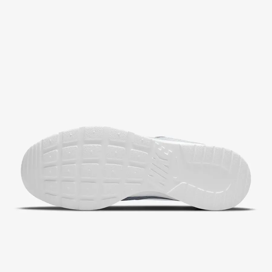 Nike Patike WMNS NIKE TANJUN NN 