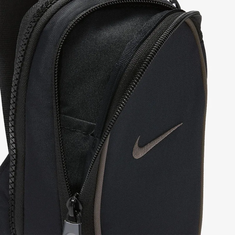 Nike Torbica Essentials 