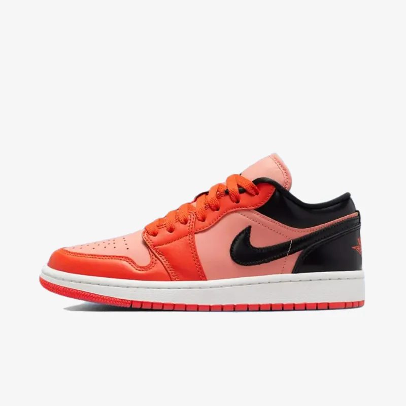 Nike Patike WMNS AIR JORDAN 1 LOW SE 