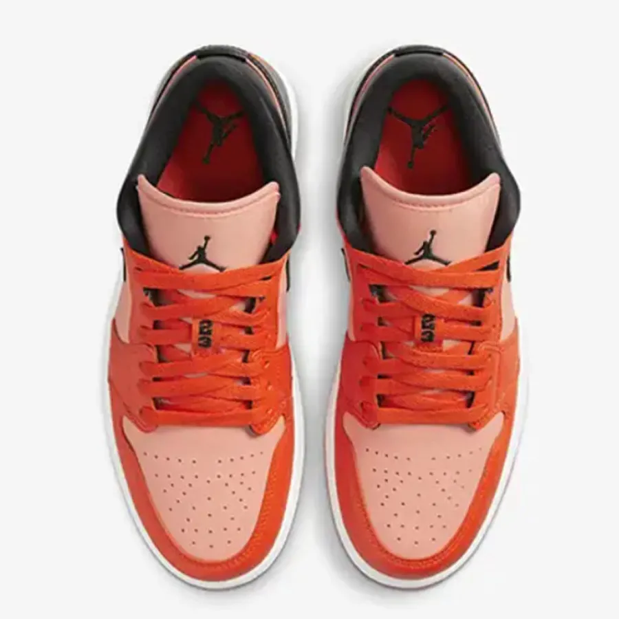 Nike Patike WMNS AIR JORDAN 1 LOW SE 