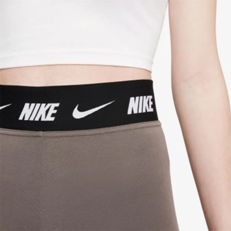 Nike Helanke Sportswear Club 