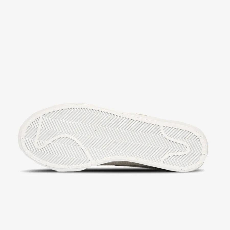 Nike Patike Blazer Low Platform 