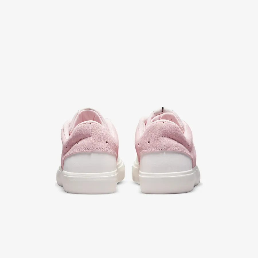 NIKE Patike Series 