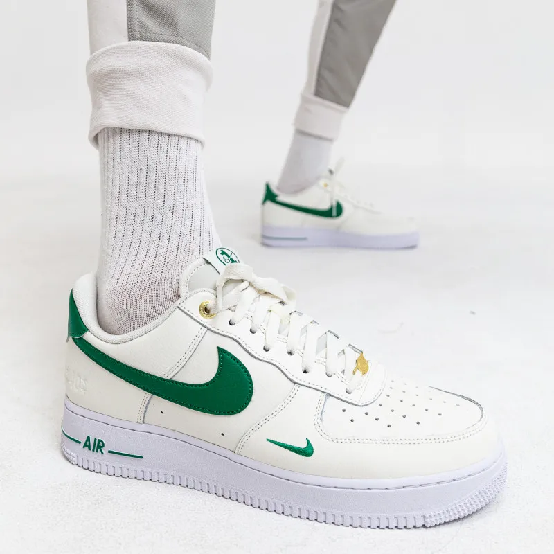 Nike Patike Air Force 1 ’07 LV8 