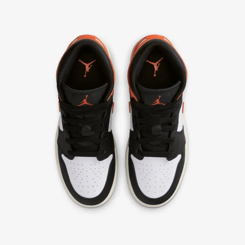Nike Patike AIR JORDAN 1 MID BG 
