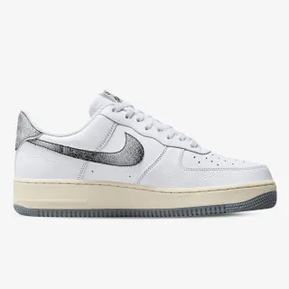 Nike Patike AIR FORCE 1 '07 LX EMB 