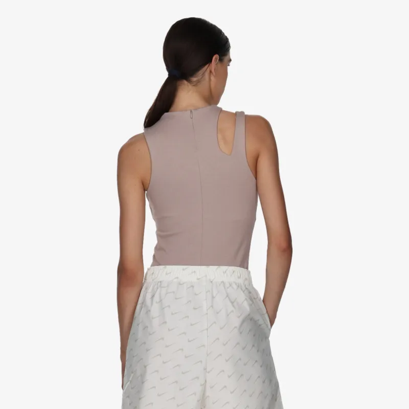 NIKE Bodi Sportswear Essential 
