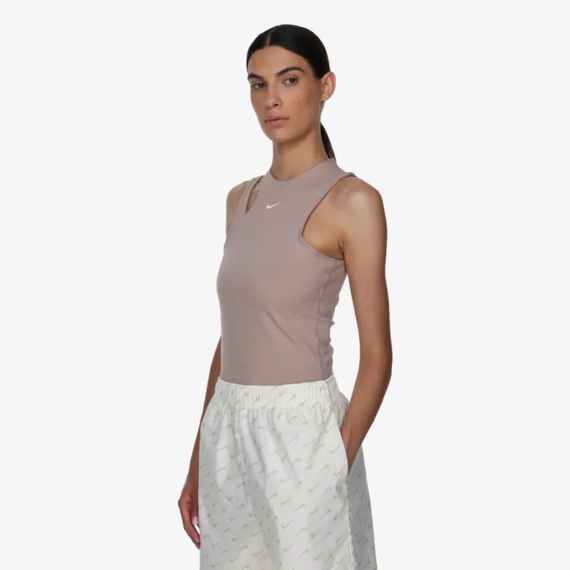 NIKE Bodi Sportswear Essential 