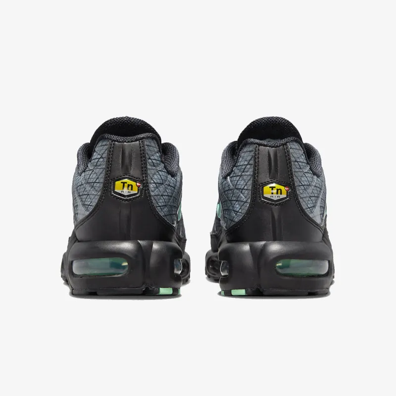 Nike Patike Air Max Plus GFX 