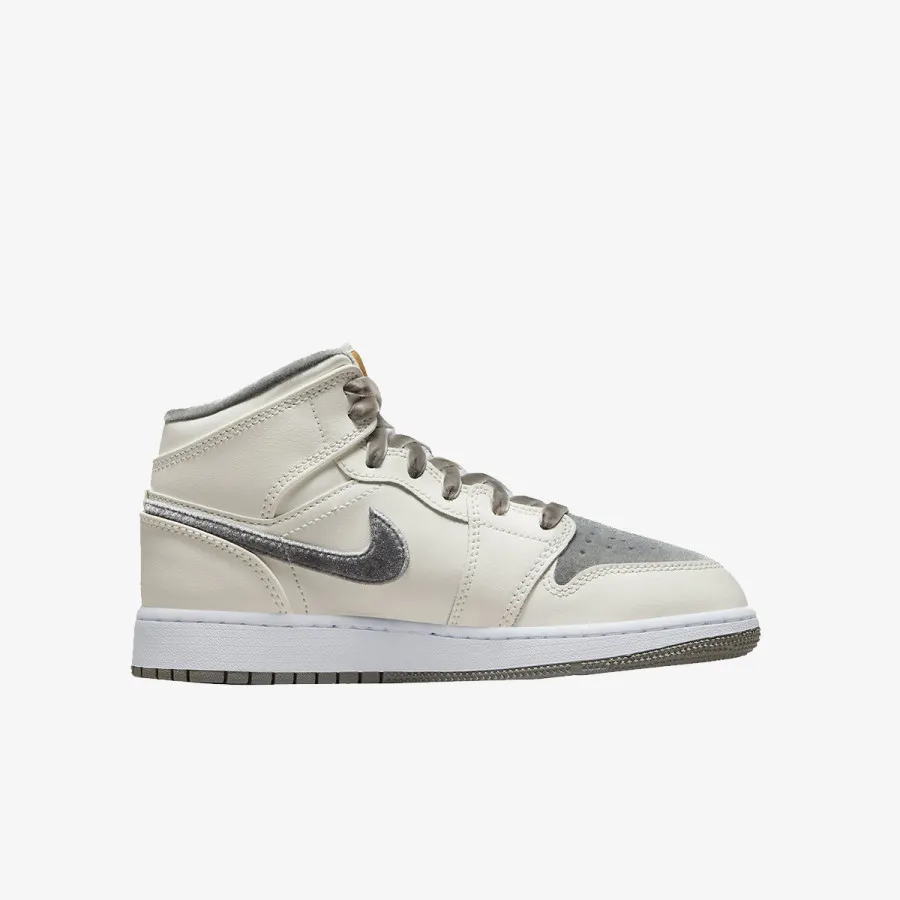 NIKE Patike Air Jordan 1 Mid SE 