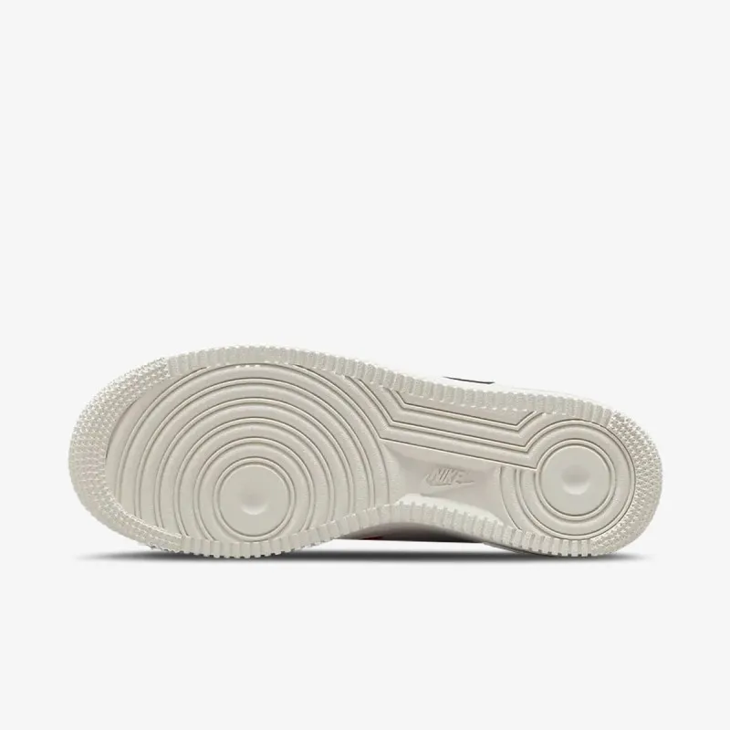 NIKE Patike W NIKE AIR FORCE 1 LO '07 PR 